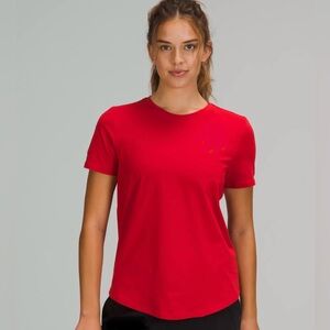 LULULEMON women's basic red crewneck tee, size XS